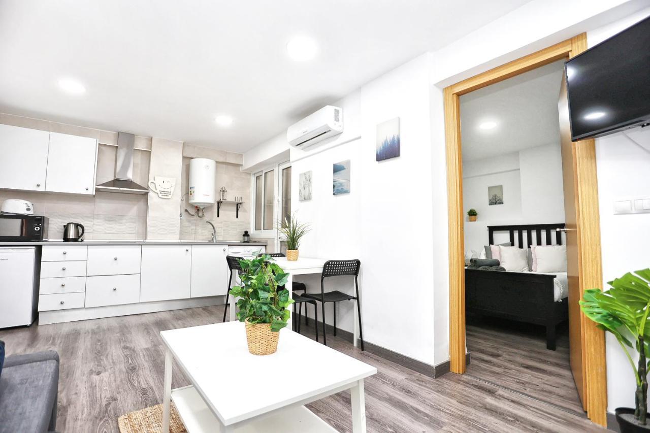 Apartmán Holidays2Malaga Goya - Zona Huelin & 500 Mts De La Playa Exteriér fotografie